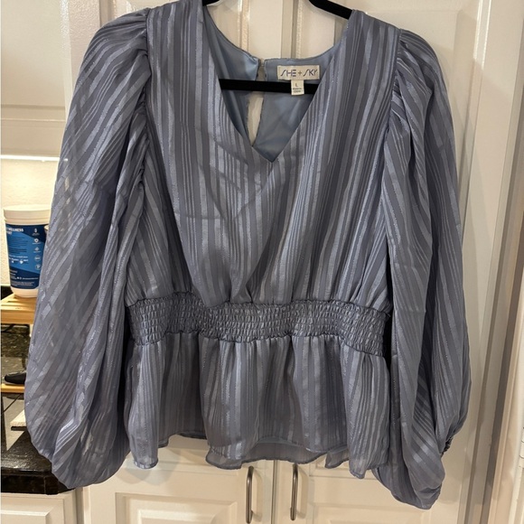 She + Sky Light Blue V-Neck Blouse - Picture 2 of 5